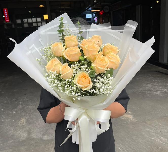 Gentle Delight Bouquet - Flowers-Bangkok flower shop