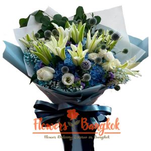 White Lilies and Roses - Flower Delivery Bangkok