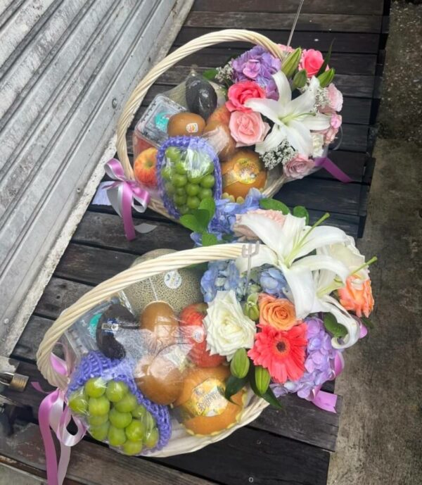 Fruit basket up - Flowers-Bangkok