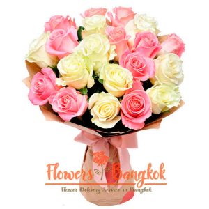 Flowers-Bangkok - 21 pink and white roses