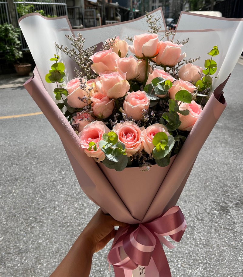 18 Pink Roses from Flowers-Bangkok