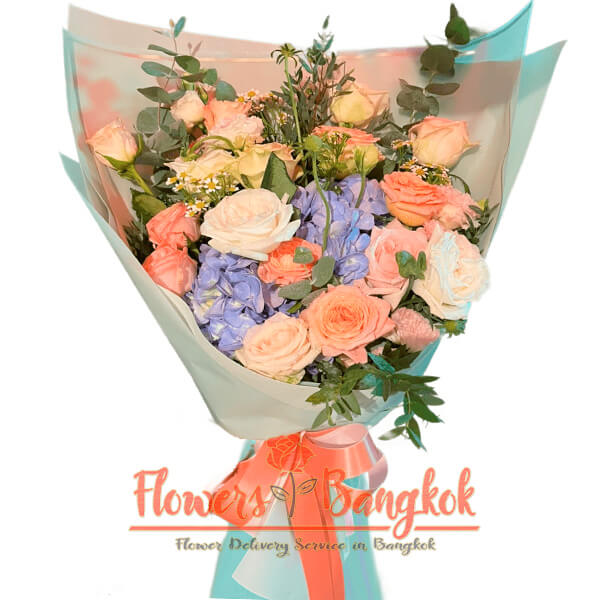 Flowers-Bangkok - Love's Palette bouquet of roses and hydrangea