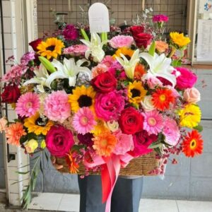 Flaming Feelings flower basket (original size) - Flower Delivery Bangkok